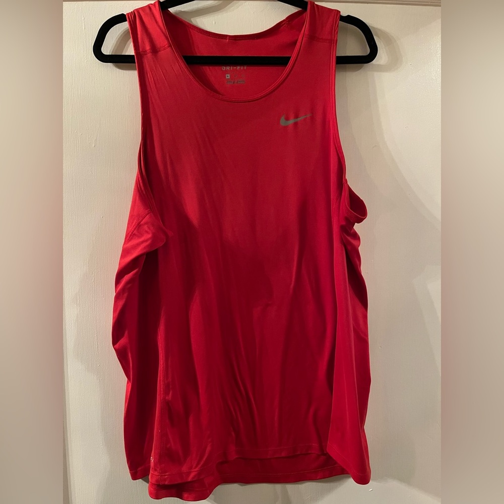 XL Men’s Nike Dry Fit Miller Shirt Red
